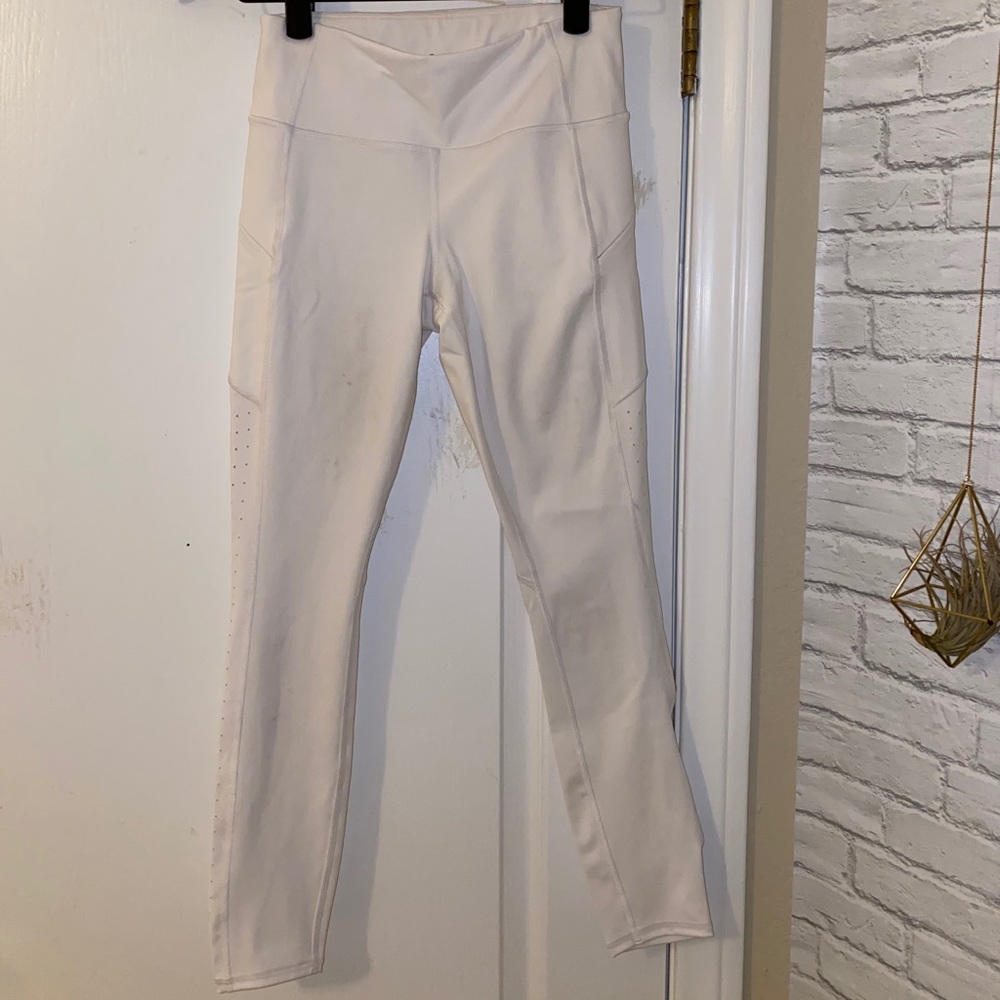 athleta white yoga pant 7/8